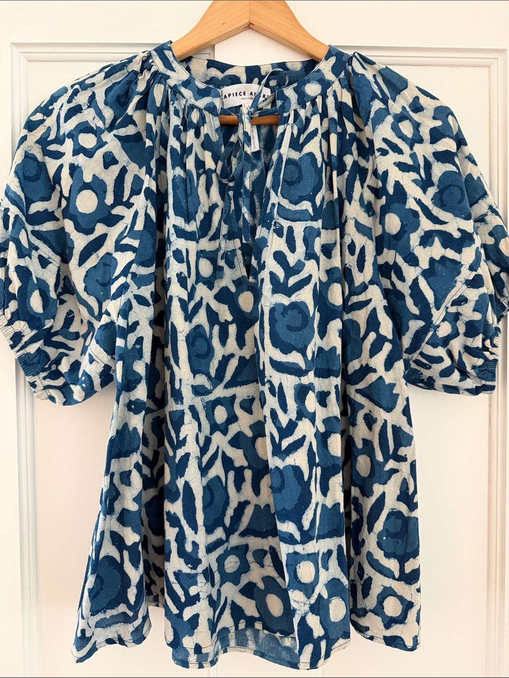 Apiece Apart Lumina Blue Floral V-Neck Peasant Top Small - Picture 3 of 6